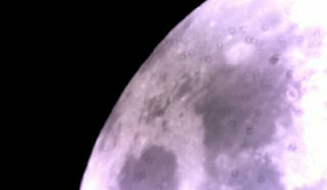 Photo de la lune prise par L'Astronomie de A à Z.